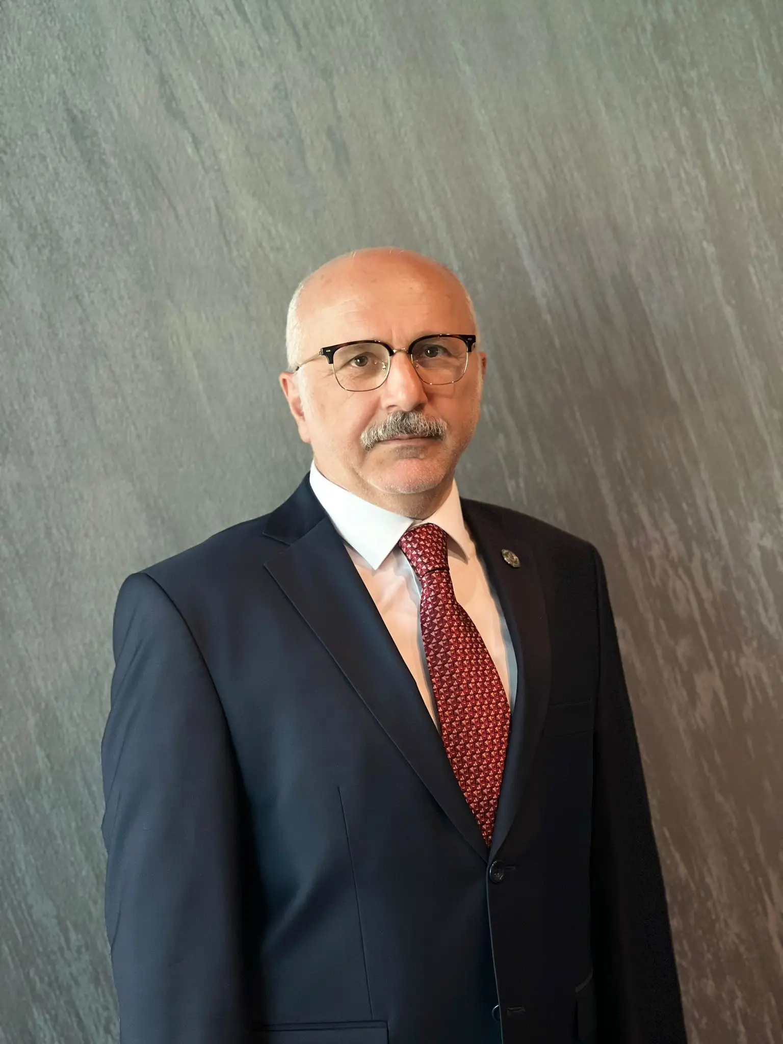 candaş ilgün